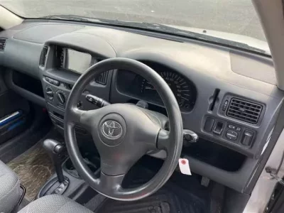 Toyota SUCCEED