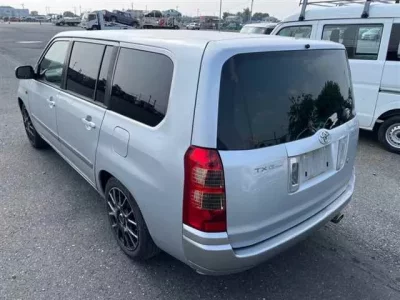 Toyota SUCCEED