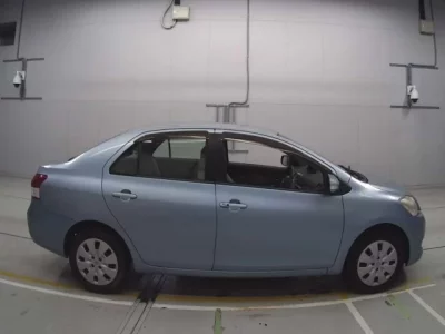 Toyota BELTA
