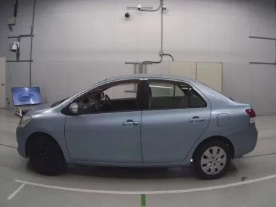 Toyota BELTA