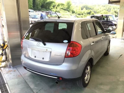 Mazda VERISA