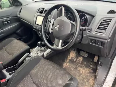 Mitsubishi RVR