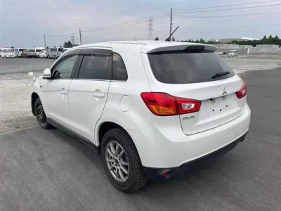 Mitsubishi RVR