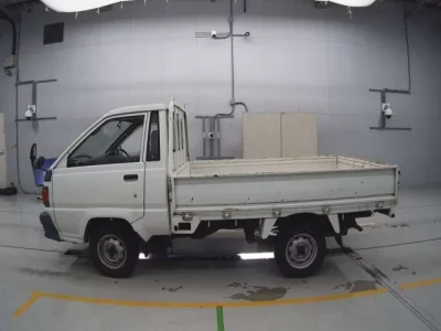 Toyota LITE ACE TRUCK