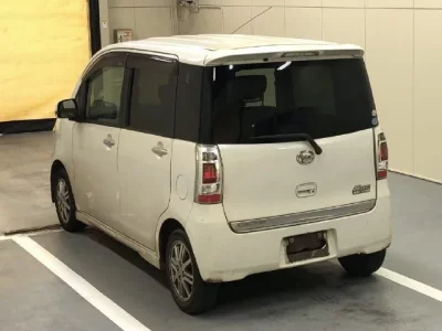 Daihatsu TANTO EXE