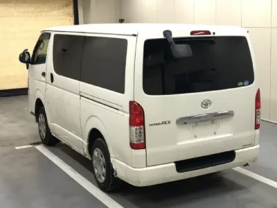 Toyota REGIUS ACE VAN