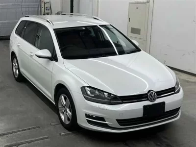 Volkswagen GOLF VARIANT