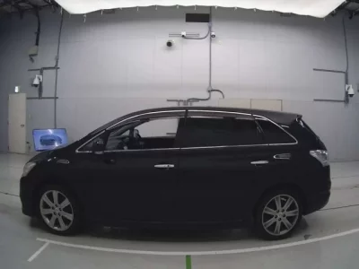 Toyota MARK X ZIO