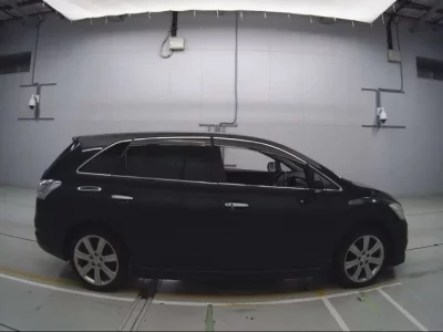 Toyota MARK X ZIO