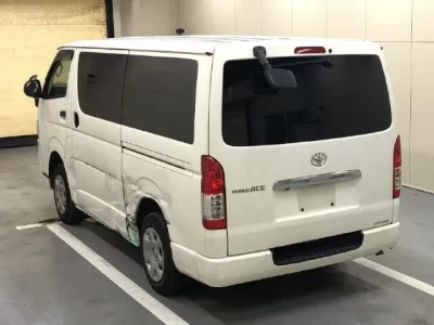 Toyota REGIUS ACE VAN