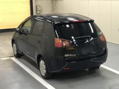 Mitsubishi COLT PLUS