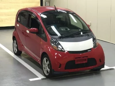 Mitsubishi I