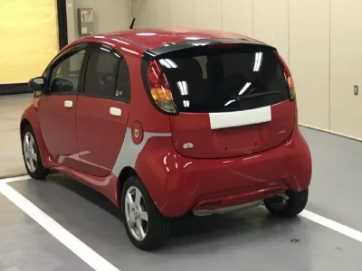 Mitsubishi I