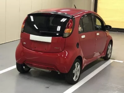 Mitsubishi I