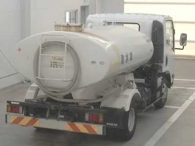 Isuzu ELF