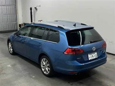 Volkswagen GOLF VARIANT