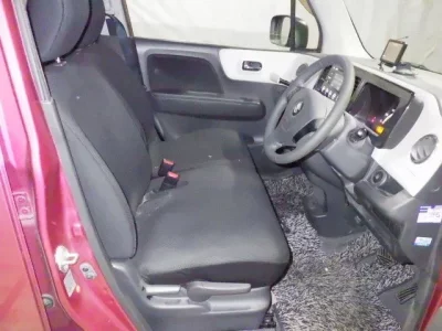 Suzuki MRWAGON