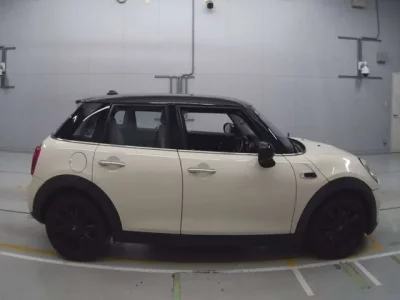BMW MINI