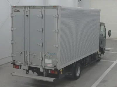 Isuzu ELF