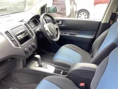 Nissan WINGROAD