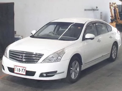 Nissan TEANA