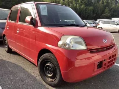 Daihatsu Esse