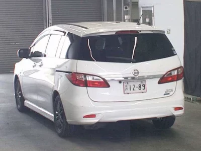 Nissan LAFESTA