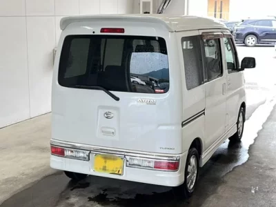 Daihatsu Atrai Wagon