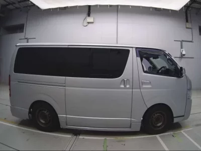 Toyota REGIUS ACE VAN