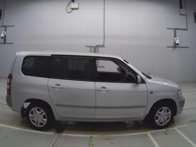 Toyota SUCCEED