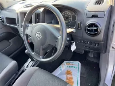 Nissan AD