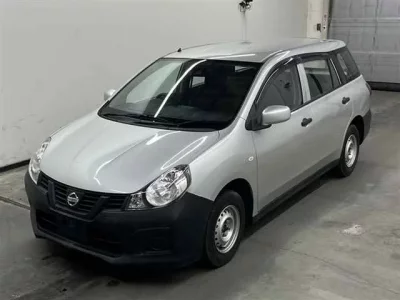 Nissan AD