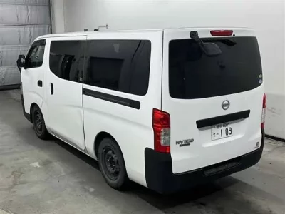Nissan CARAVAN VAN
