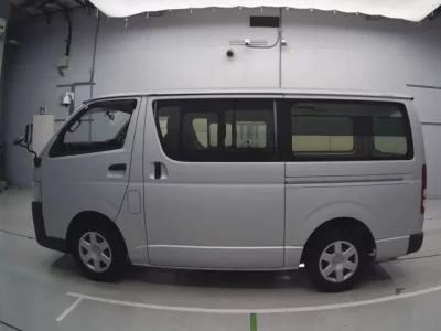 Toyota REGIUS ACE VAN