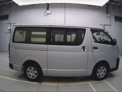 Toyota REGIUS ACE VAN