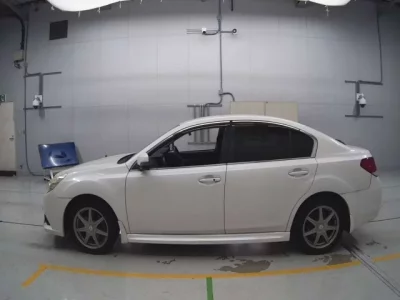 Subaru LEGACY B4