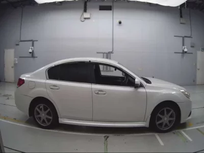 Subaru LEGACY B4