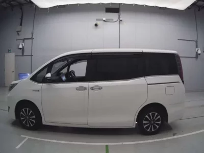 Toyota ESQUIRE