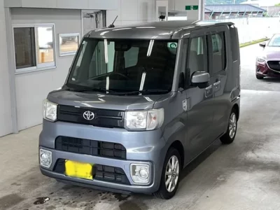 Toyota PIXIS MEGA