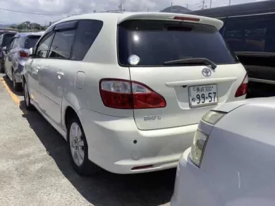 Toyota IPSUM