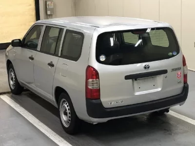Toyota SUCCEED