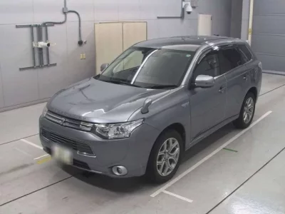Mitsubishi OUTLANDER PHEV