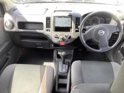 Nissan AD
