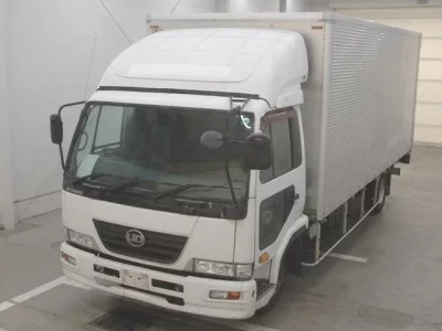 Nissan CONDOR