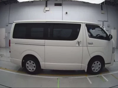 Toyota REGIUS ACE VAN