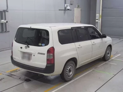 Toyota SUCCEED