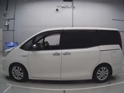 Toyota ESQUIRE
