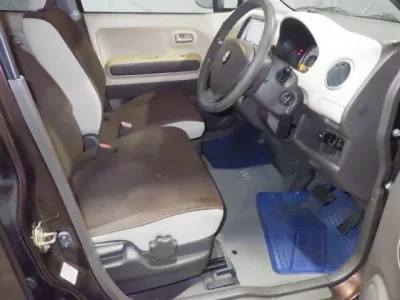 Suzuki MRWAGON