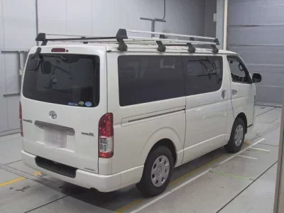 Toyota REGIUS ACE VAN