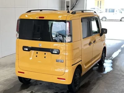 Suzuki SPACIA BASE